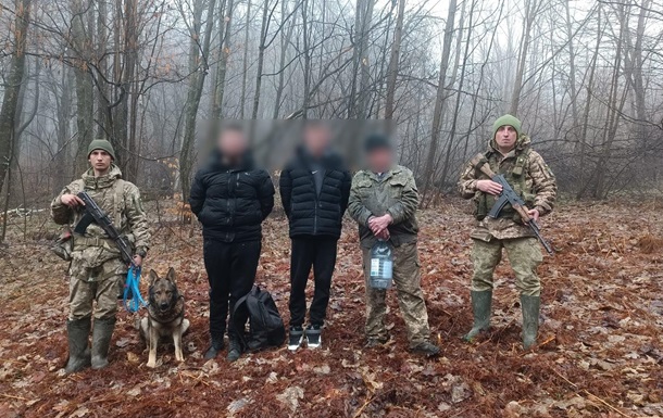 Помогал уклонистам бежать через горы: на Закарпатье задержали пенсионера