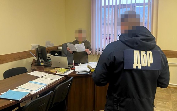 В Виннице чиновницу ТЦК подозревают в избиении военнообязанного