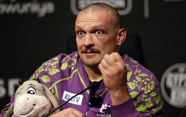 Промоутер Джошуа решил отправить Усика на пенсию, не видя особой мотивации