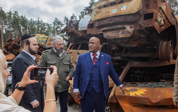 Духовный советник Трампа приехал в Украину