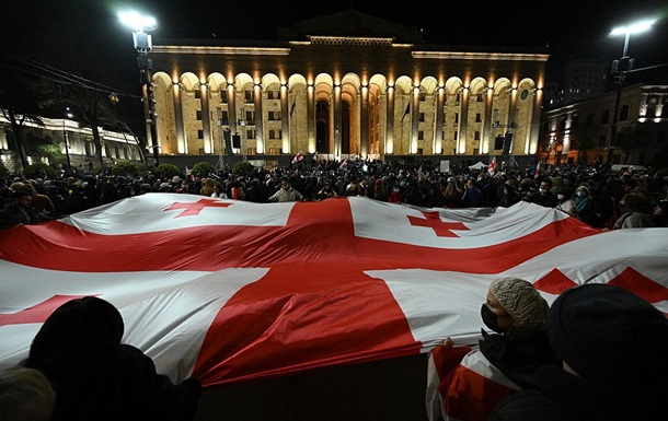 У Грузії криміналізували порушення закону про іноагентів