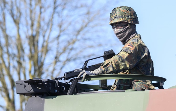 Германия разворачивает постоянную бригаду в Литве