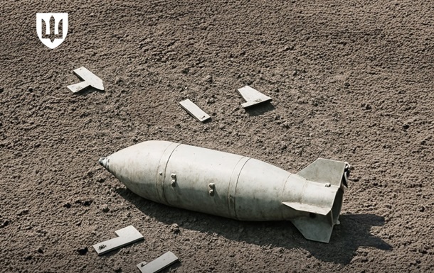 Росіяни скинули на Україну понад 10 тисяч КАБів з початку року