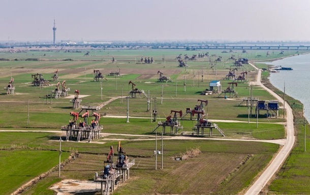 Новые пошлины Китая  добили  цены на нефть