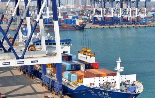 Європа очікує напливу китайських товарів після мит Трампа