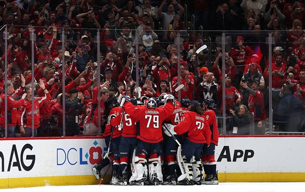 НХЛ: Детройт впорався з Кароліною, а Айлендерс перемогли Міннесоту