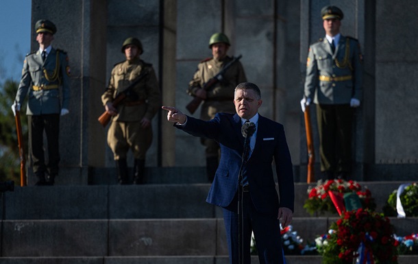 Фицо раскритиковал дипломатов ЕС и назвал их  детьми 