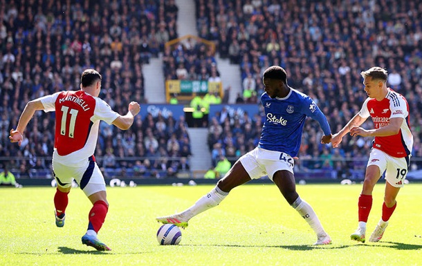 Арсенал в матче с Эвертоном потерял очки