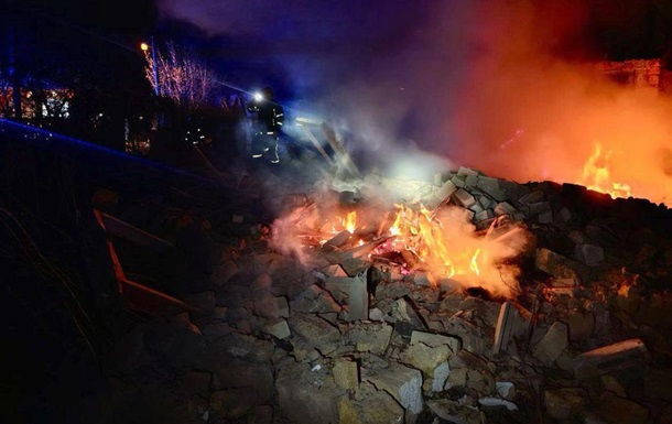 Появились фото последствий удара РФ по Николаеву