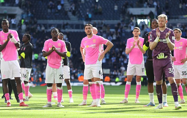 Чемпионшип пополнится Саутгемптоном, установившим антирекорд АПЛ