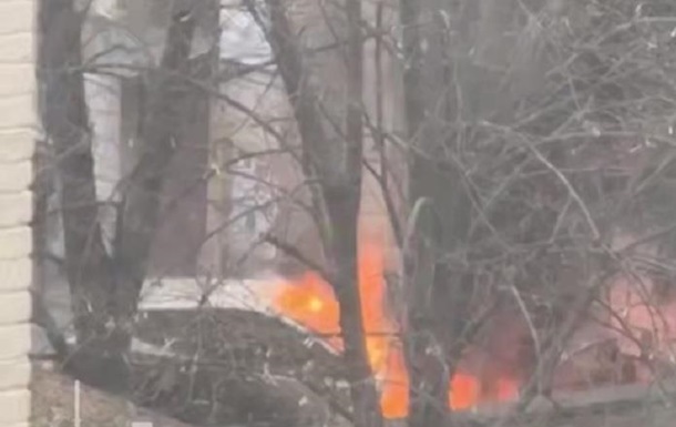У центрі Києва вибухнув автомобіль - соцмережі