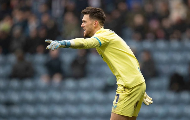 Манчестер Юнайтед обратил внимание на вратаря из Чемпионшипа