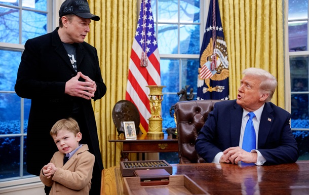 Маск лично просил Трампа отменить новые пошлины - СМИ