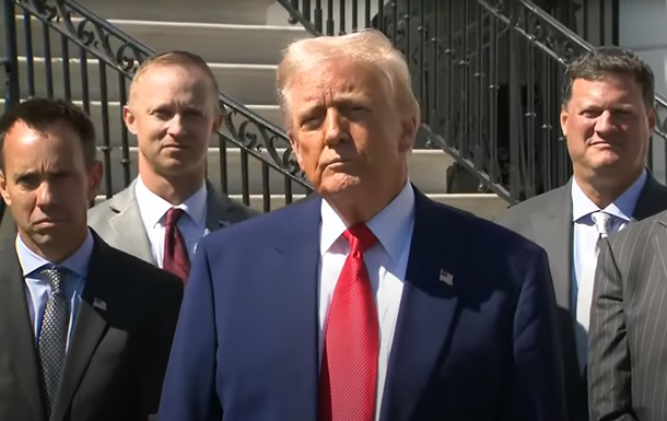 Трамп объяснил, почему отложил введение тарифов