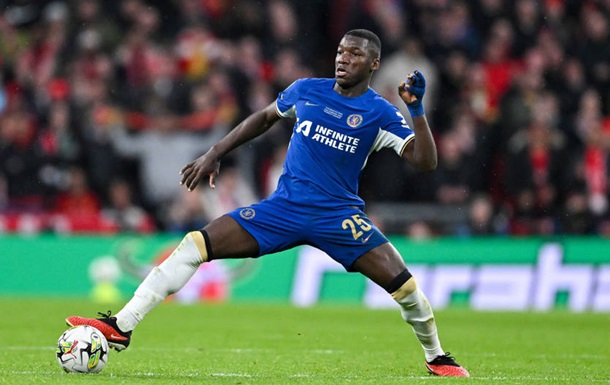 У зірки Челсі забрали автомобіль за керування без прав