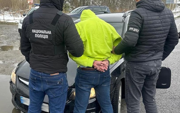 Схемы для уклонистов: полиция провела 200 обысков