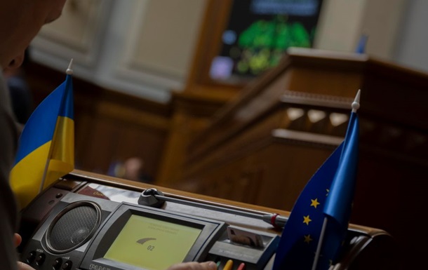 Стефанчук заговорив про скорочення кількості нардепів