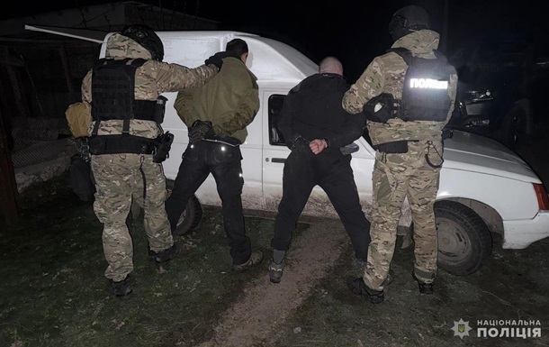 Поліція затримала банду, яка обкрадала аграріїв