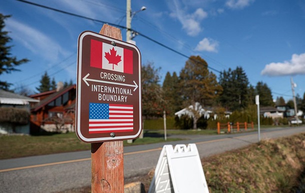Канадцы резко сократили количество поездок в США