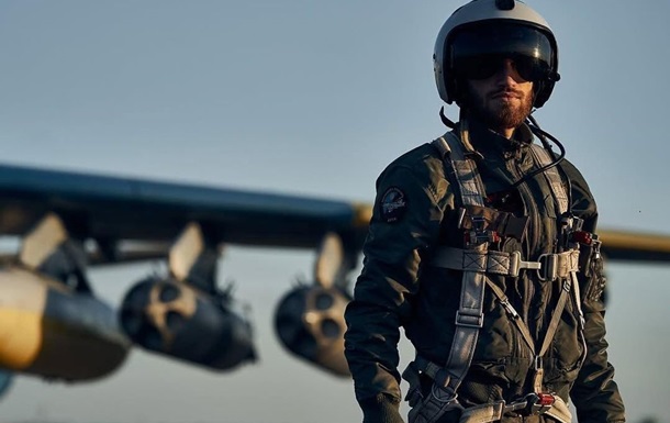 В літак F-16 поцілила російська ракета - ВВС