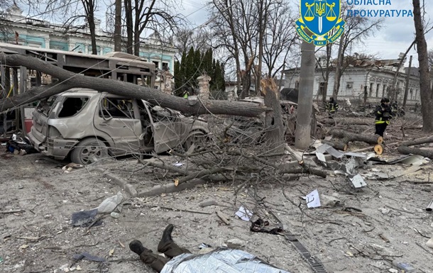 Удар по Сумах: 21 загиблий та понад 80 поранених