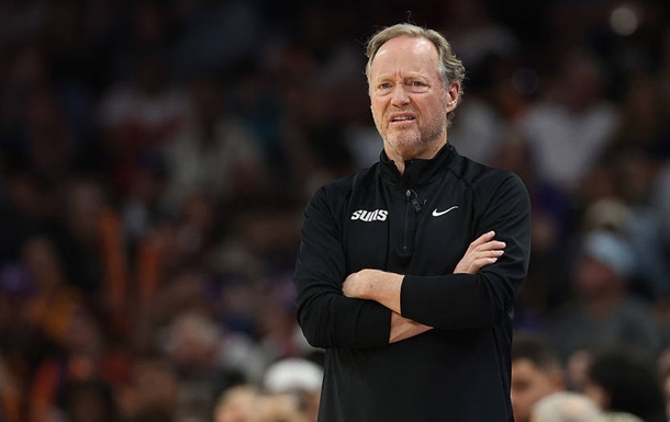 Финикс уволил тренера после провала в регулярном сезоне НБА