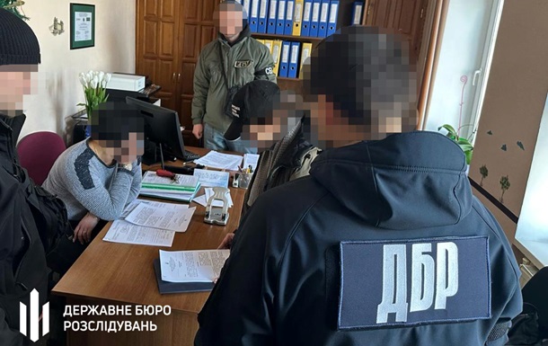 Судитимуть суддю з Житомирщини, яка передала своєму батькові закриті дані