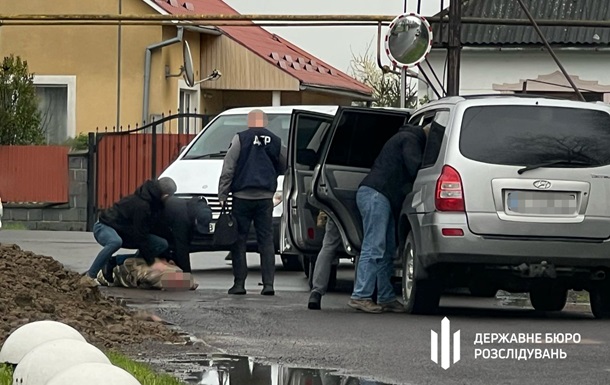 На Закарпатье раскрыли схему поборов в военной части