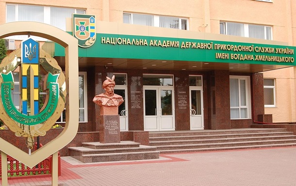 Застрелился из автомата: в Хмельницком расследуют самоубийство курсанта