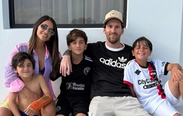 Они очень разные: Месси охарактеризовал футбольные стили своих детей