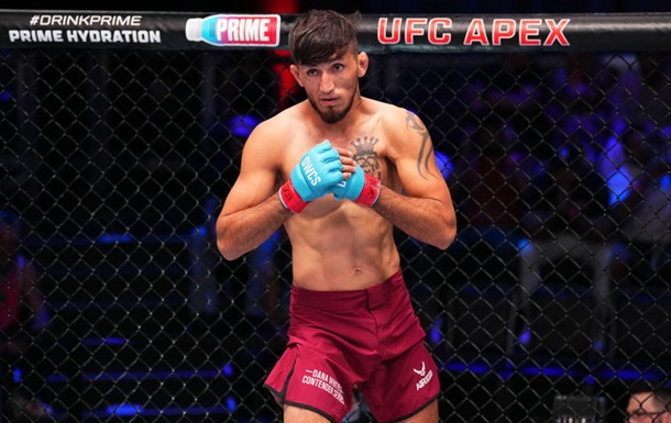 Арест по обвинению в домогательствах сорвал дебют бойца в UFC