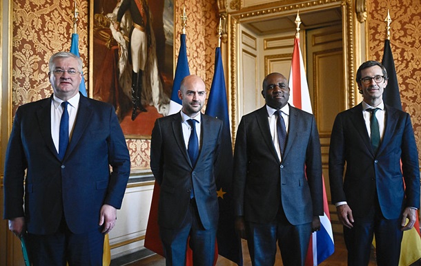 СМИ: Уровень встречи в Лондоне по Украине понижен