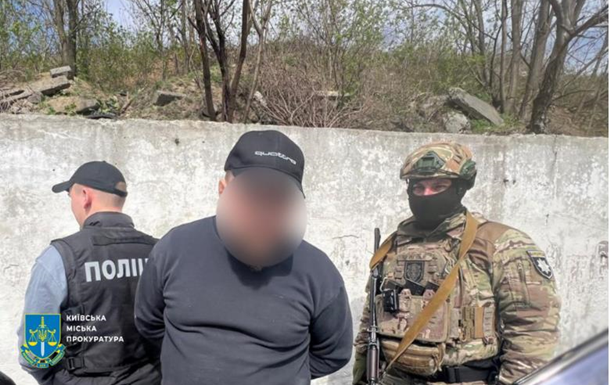 У Києві затримали організатора незаконного виїзду за кордон 