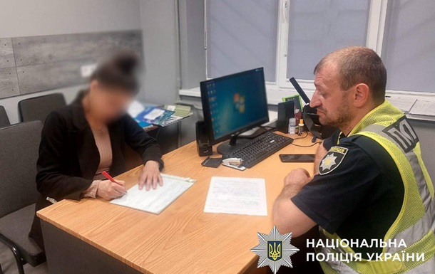 У День жалоби у Києві жінка слухала російську музику 