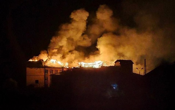 У Курській області повідомили про пожежу після атаки БПЛА