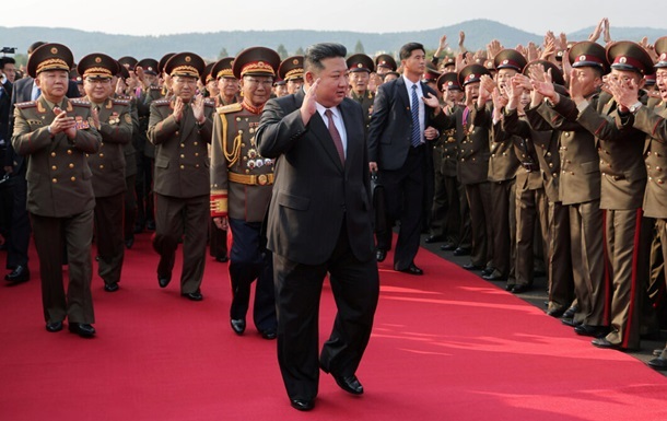 Ким Чен Ын пообещал установить памятник корейцам, которые воевали за РФ