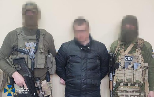  Зливав  вогневі позиції ЗСУ: у Краматорську викрили таксиста-агента РФ
