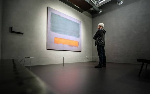 В Роттердаме ребенок повредил картину Ротко стоимостью до 50 миллионов евро