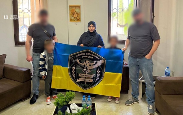 З табору у Сирії евакуювали українку з дітьми - ГУР