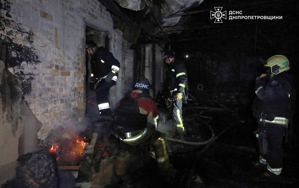 Атака на Дніпро: з явилися фото наслідків