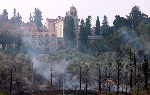 Пожежі в Ізраїлі: затримано майже 20 людей за підозрою в підпалах