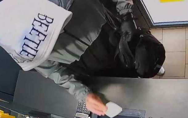  Неудачный пранк : студент требовал деньги и угрожал взорвать обменник