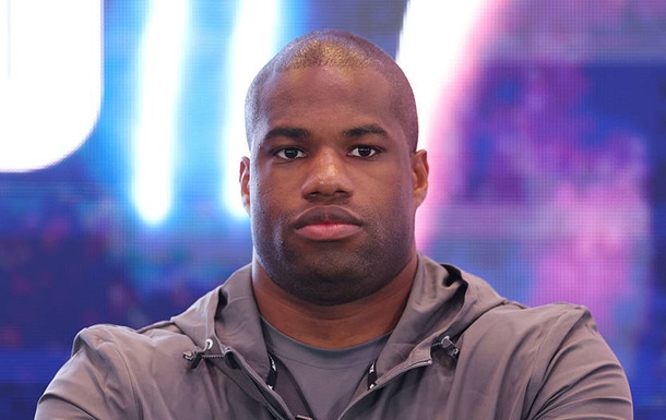 Дюбуа висловив повагу до Усика: Він герой для свого народу