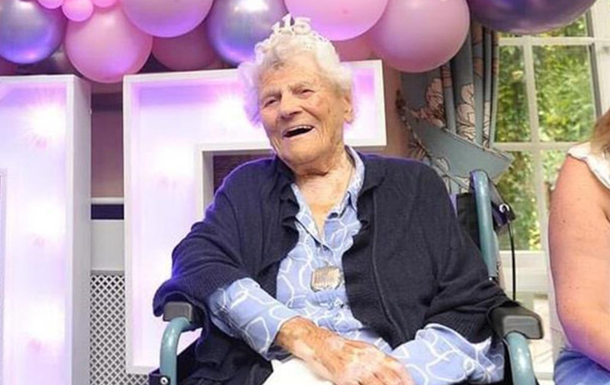 Стало известно имя нового старейшего человека в мире