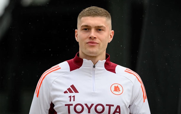 Тренер Ромы высказался об уровне игры Довбика