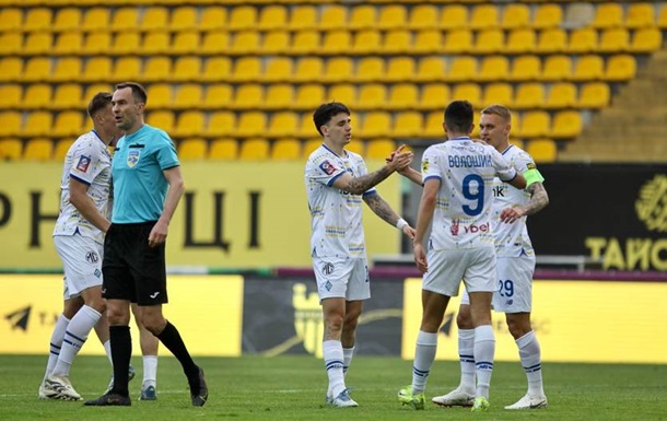 Динамо в гостях перемагає Інгулець з розгромним рахунком