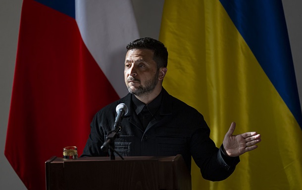 Зеленський відреагував на можливу  загрозу  чеській ініціативі