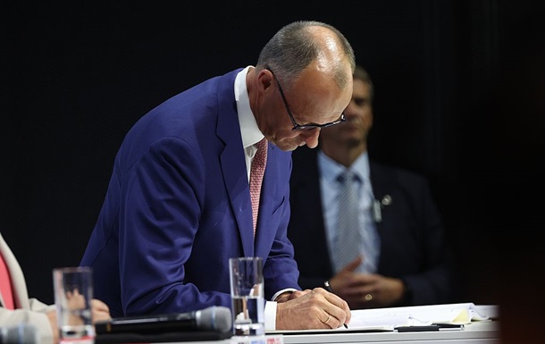 Мерц намекнул на запрет Альтернативы для Германии