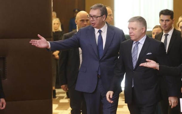 Три страны не пускают самолеты Фицо и Вучича в Россию