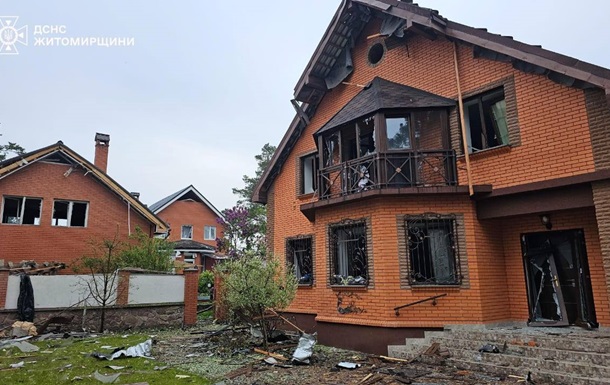 Атака дронов: на Житомирщине повреждены дома